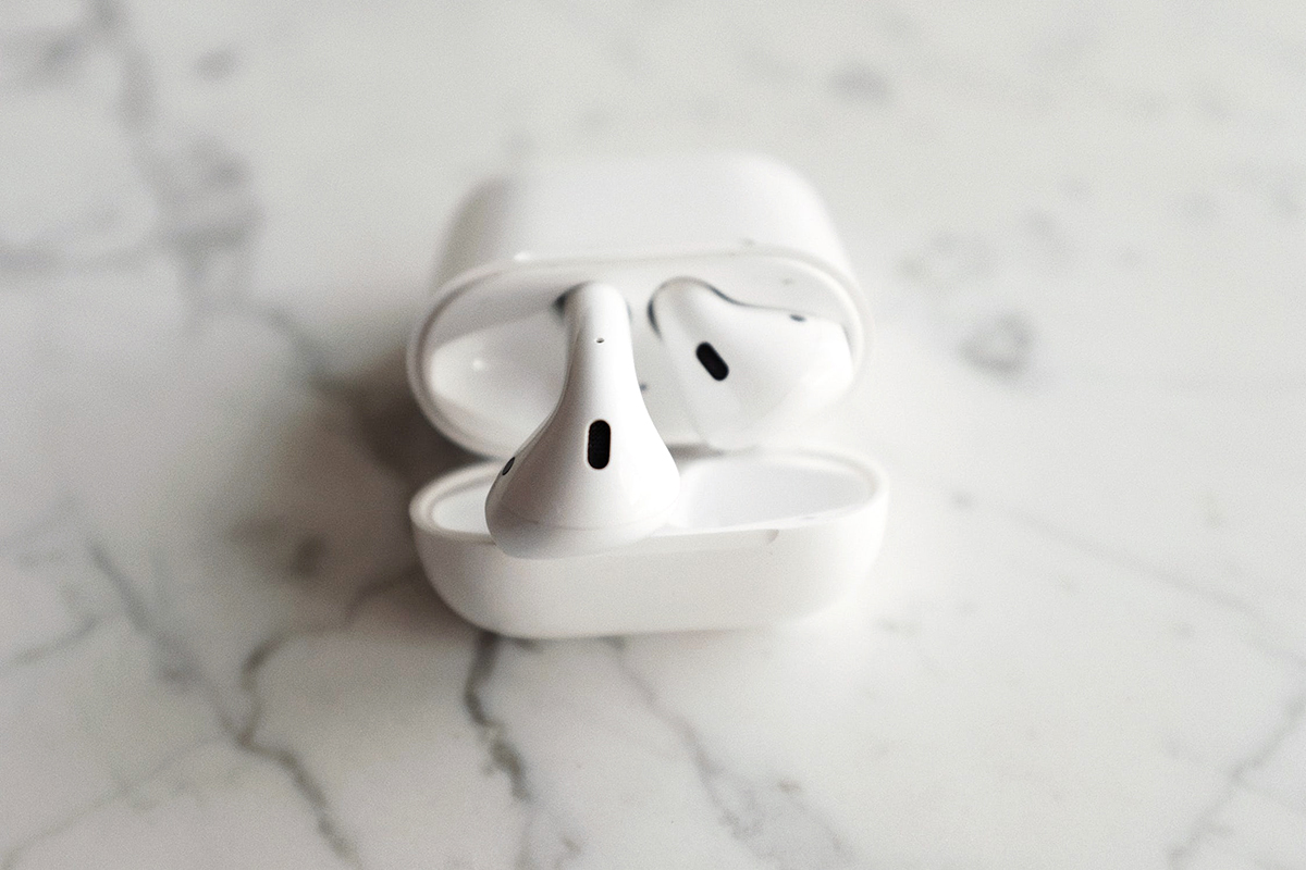 оригинальные AirPods